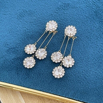 🎄Christmas Promotion 50% OFF🎅✨Zircon Round Petal Earrings🎀