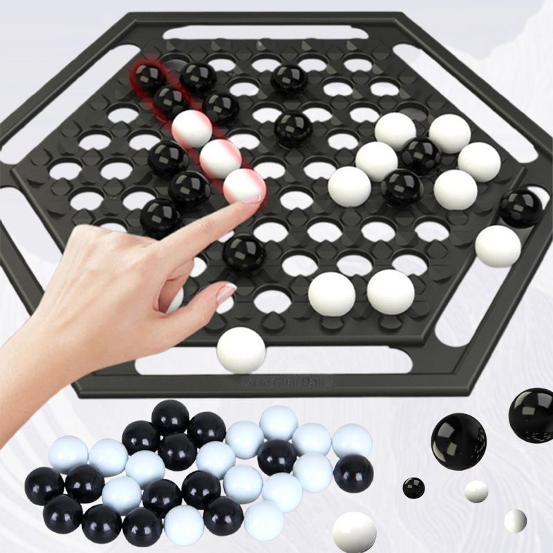 🎁Casual Family Game🔥Black and White Intellectual Chess Board Game Set